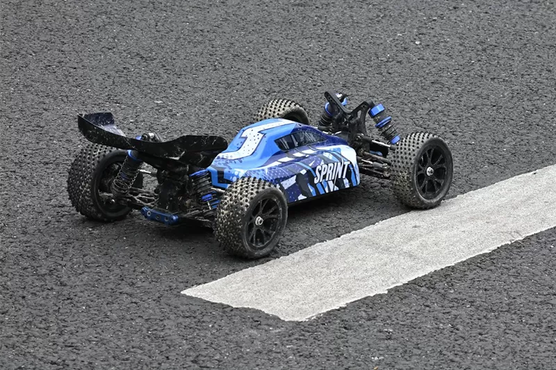 10 Масштаб 4WD Внедорожник Электрический RC багги 2,4G Бесщеточный высокоскоростной RTR # RH1068