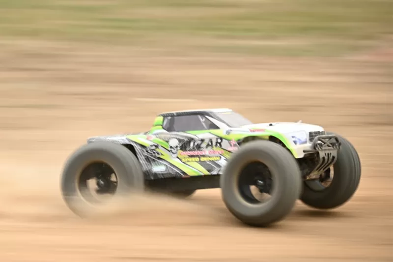 10 Масштаб 4WD Внедорожник Электрический RC грузовик 2,4G Бесщеточный Высокая скорость RTR # RH1072