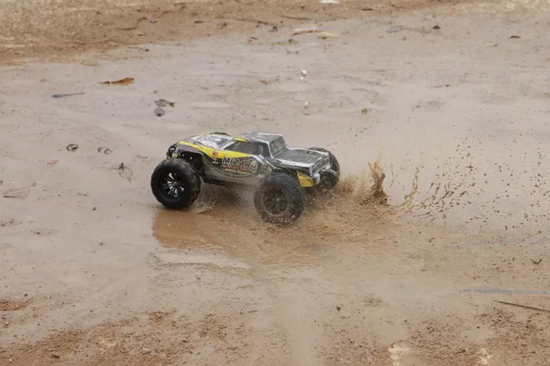 10 Масштаб 4WD Внедорожник Электрический RC грузовик 2,4G Бесщеточный Высокая скорость RTR # RH1072