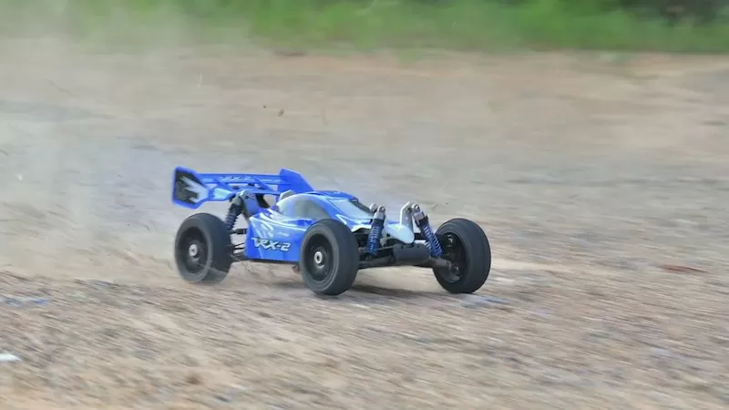 1. Какова верхняя скорость электромобилей VRX RC? Как можно проверить фактическое исполнение?