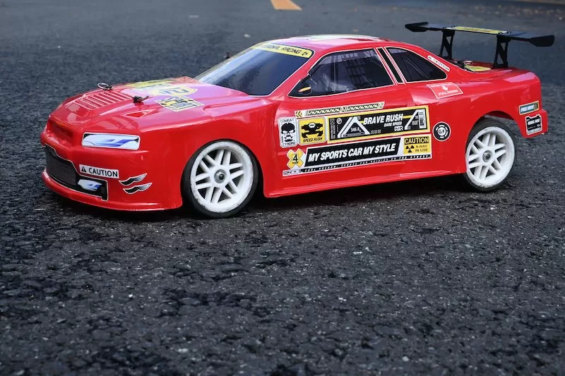 10 Масштаб 4WD Дорожный электрический RC Drift 2,4G Матовый высокоскоростной # RH1025D