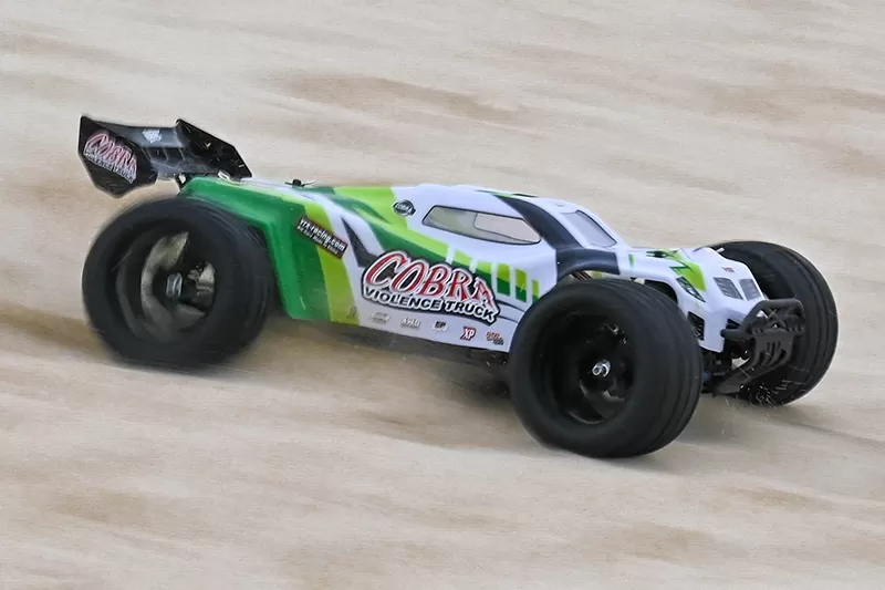 8 Масштаб 4WD Внедорожник Электрический RC Truggy 2,4G Бесщеточный высокоскоростной RTR # RH818