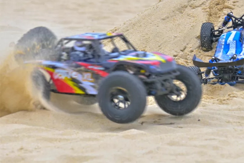10 Масштаб 4WD Внедорожник Электрический песочный багги 2,4G Матовый высокоскоростной автомобиль RTR # RH1043