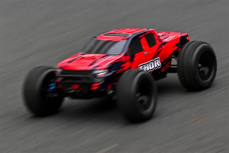 10 Масштаб 4WD Внедорожник Nitro RC Truggy 2,4G Двигатель Высокая скорость # RH1001