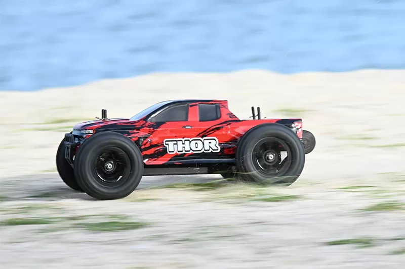 10 Масштаб 4WD Внедорожник Nitro RC Truggy 2,4G Двигатель Высокая скорость # RH1002