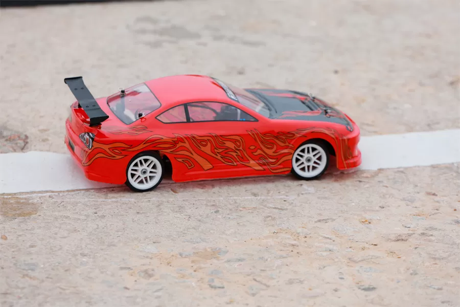 10 Масштаб 4WD Дорожный электрический RC Touring 2,4G Матовый высокоскоростной RTR # RH1025
