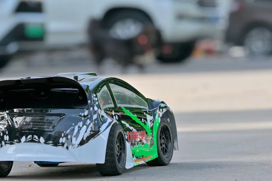 16 Масштаб 4WD Off-road Электрический RC ралли 2,4G Бесщеточный высокоскоростной RTR # RH1612